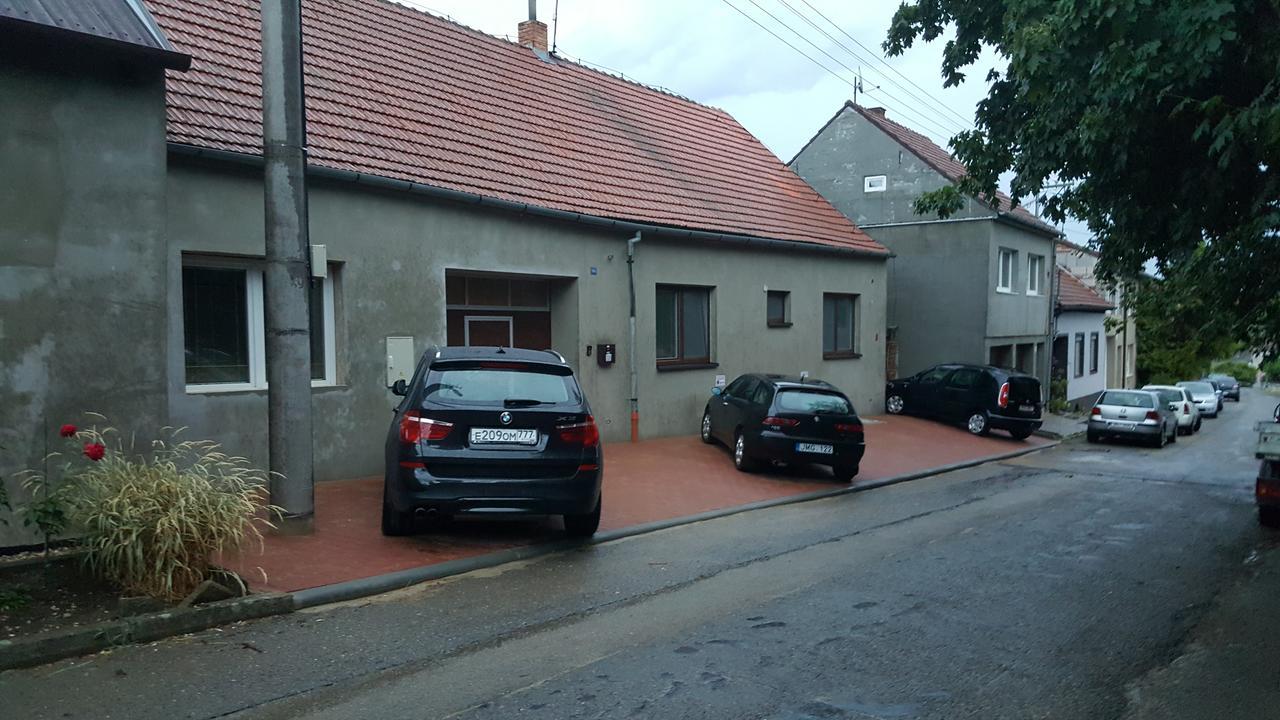 Ubytovani Nemcicky Exterior photo